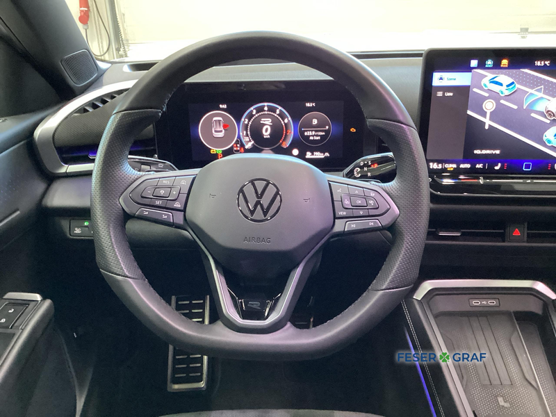 Volkswagen T-Roc R-Line 1.5 eTSI Keyless HUD Matrix 360° — photo 6