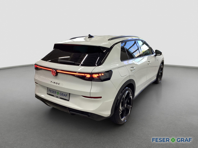 Volkswagen T-Roc R-Line 1.5 eTSI Keyless HUD Matrix 360° — photo 3