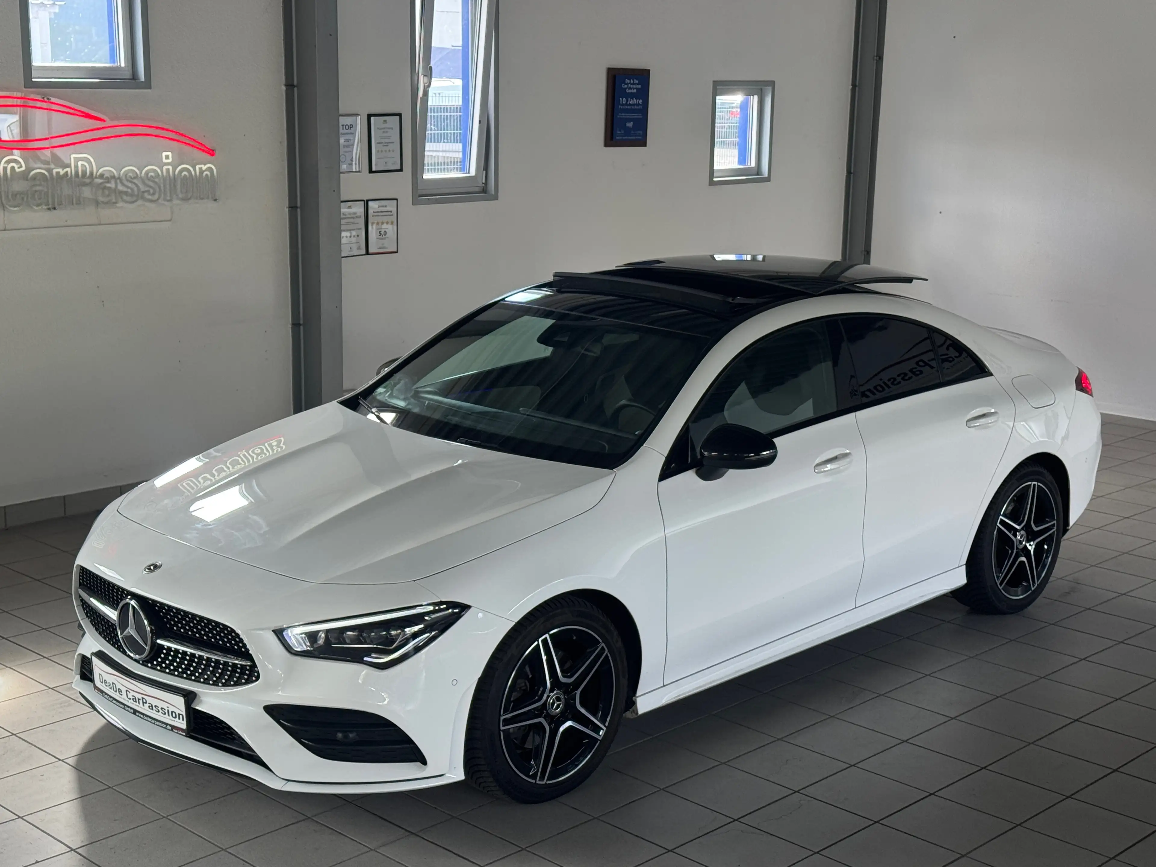 Mercedes-Benz CLA 220 CLA 220d AMG-Line*PANO+Multibeam+NightPak+U-Frei+1Hand — photo 9