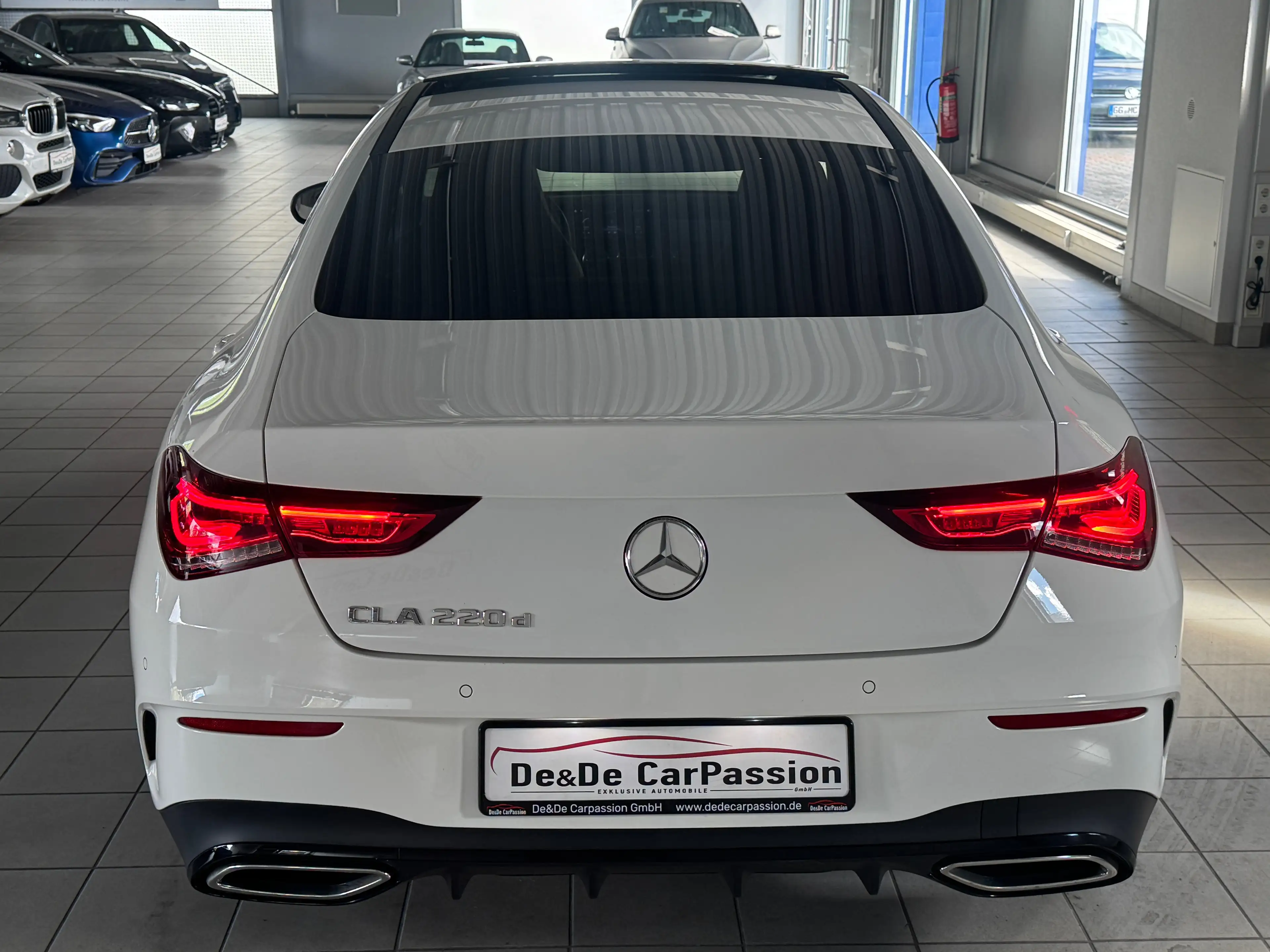 Mercedes-Benz CLA 220 CLA 220d AMG-Line*PANO+Multibeam+NightPak+U-Frei+1Hand — photo 11