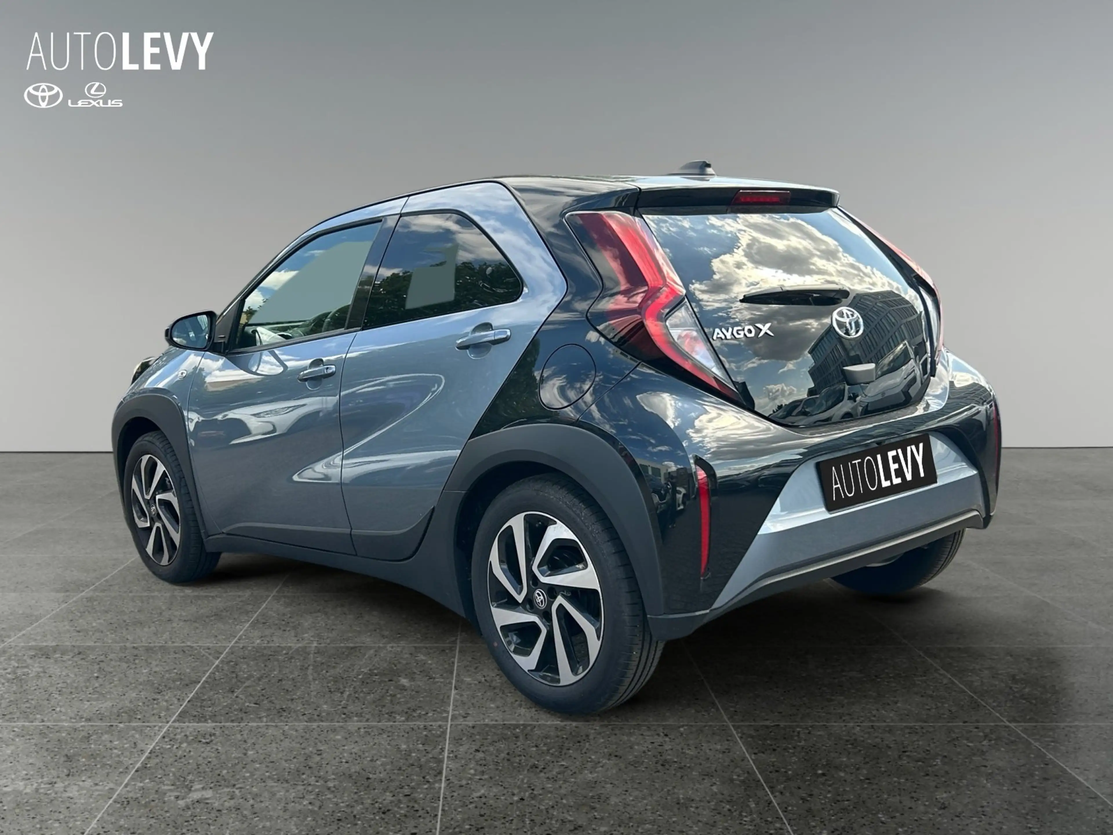 Toyota Aygo 1.0 Teamplayer AUT+Kamera+ACC+SHZ+PDC — photo 4
