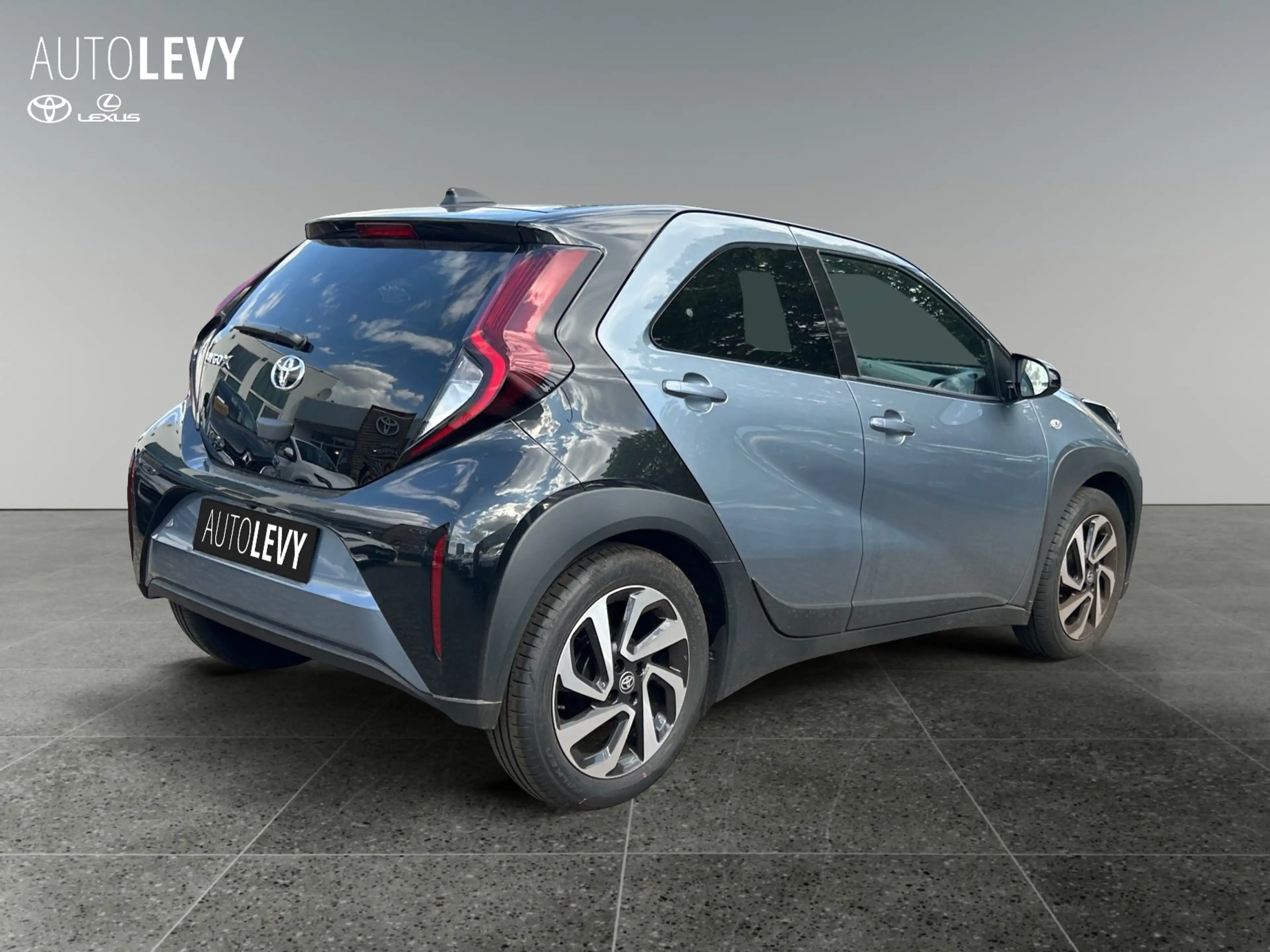 Toyota Aygo 1.0 Teamplayer AUT+Kamera+ACC+SHZ+PDC — photo 6