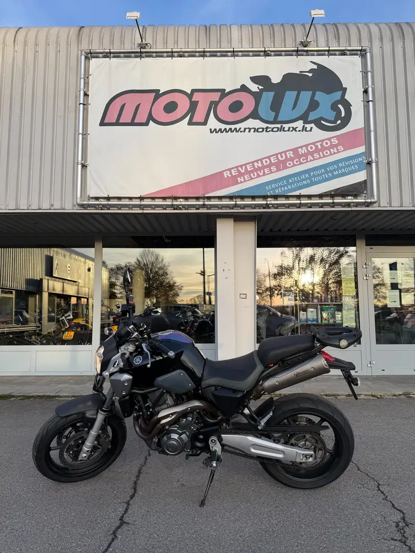 Yamaha MT-03 Noir - 1