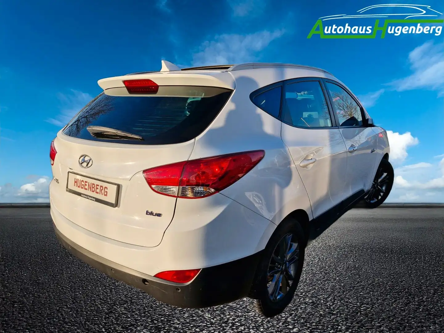 Hyundai iX35 1.7 CRDi Allwetterreifen AHK Schiebedach Blanc - 2