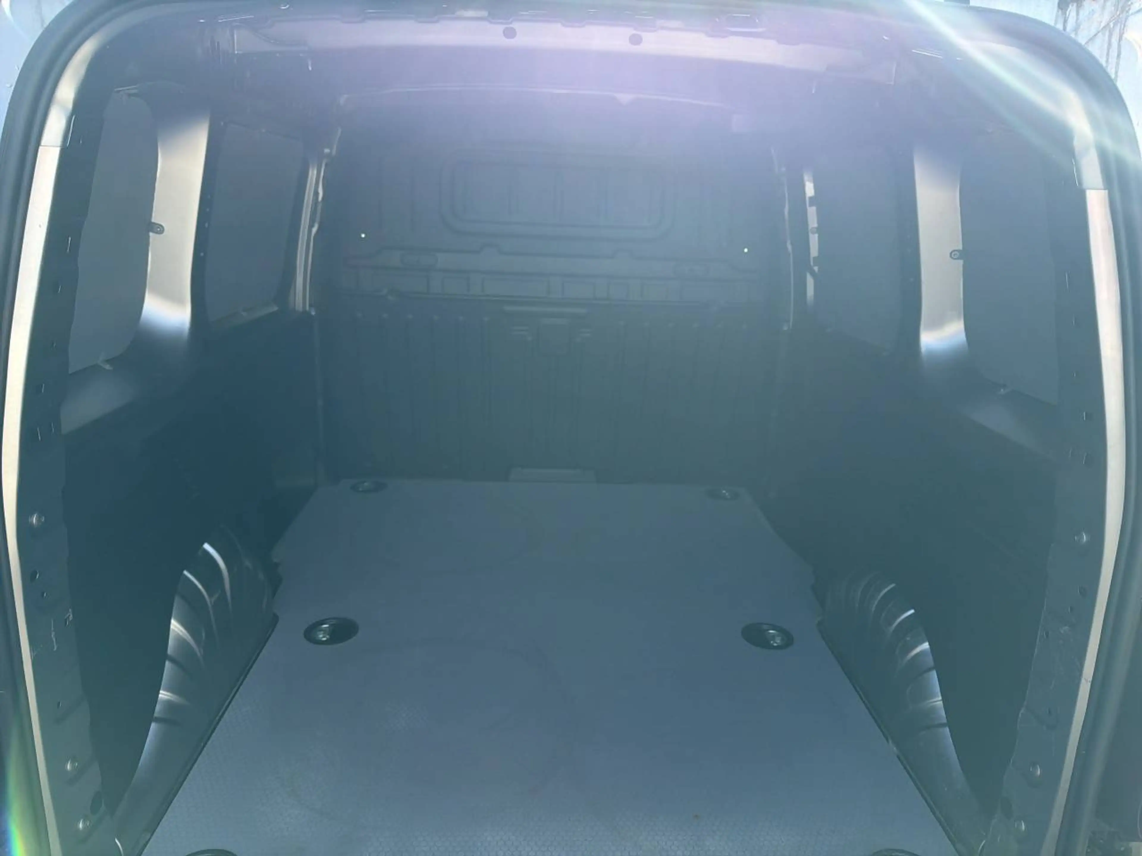 Opel Combo Edition Einparkhilfe — photo 6