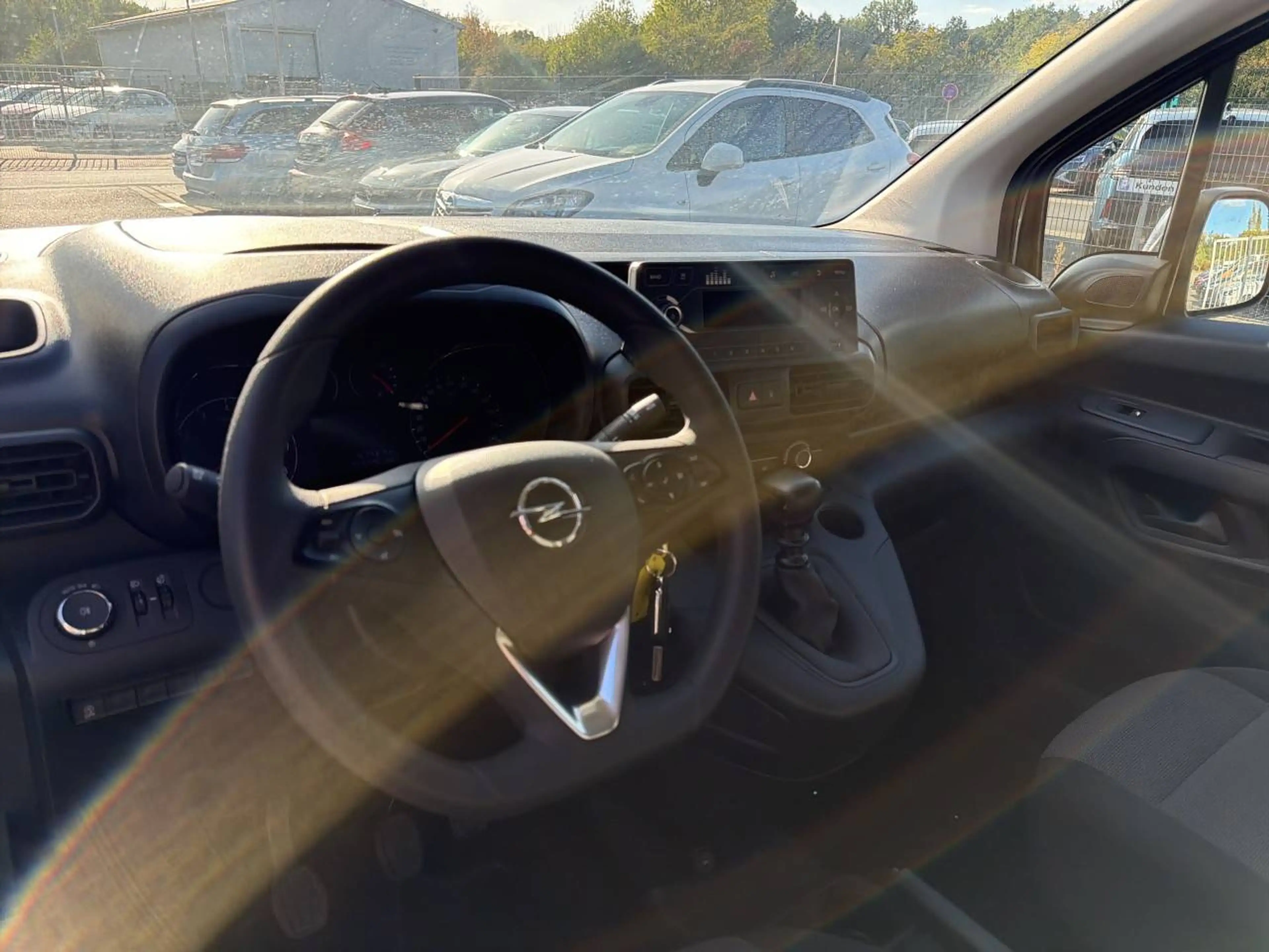 Opel Combo Edition Einparkhilfe — photo 8