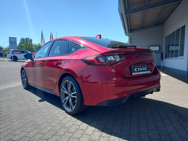 Honda Civic e:HEV Advance*BLACK-EMBLE-PAKET* — photo 3
