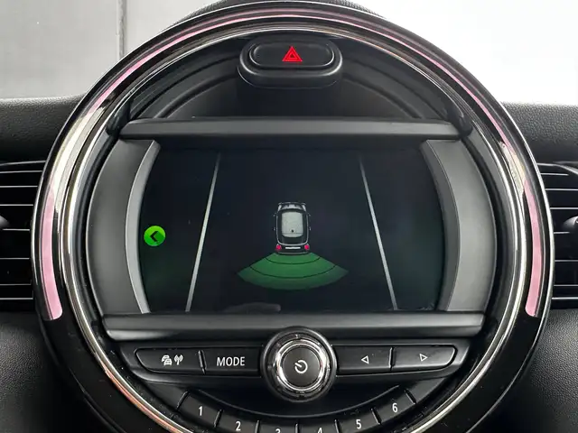 Mini Cooper Cooper view 14