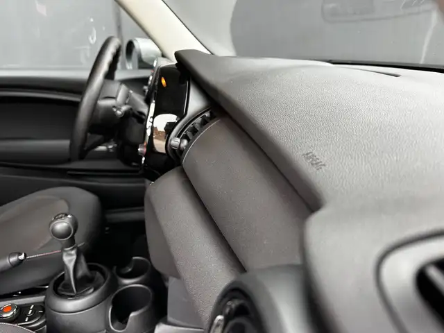 Mini Cooper Cooper view 13