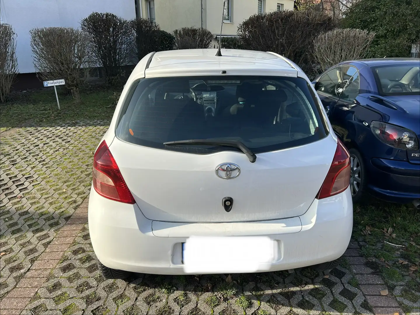 Toyota Yaris 1.0 VVT-i Luna Weiß - 2