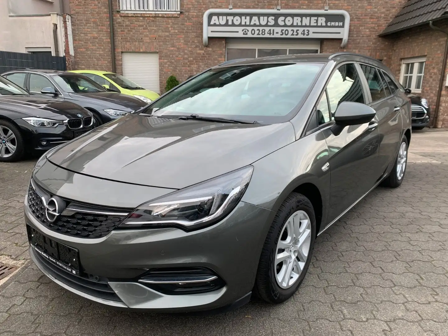 Opel Astra K 1.5 Sports Tourer Edition Grau - 2
