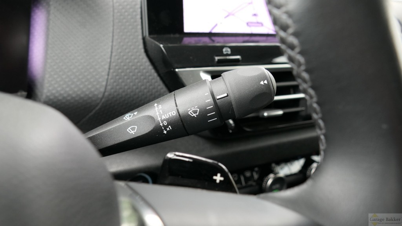Citroen C4 1.2 130 PureTech Automaat Shine — photo 14