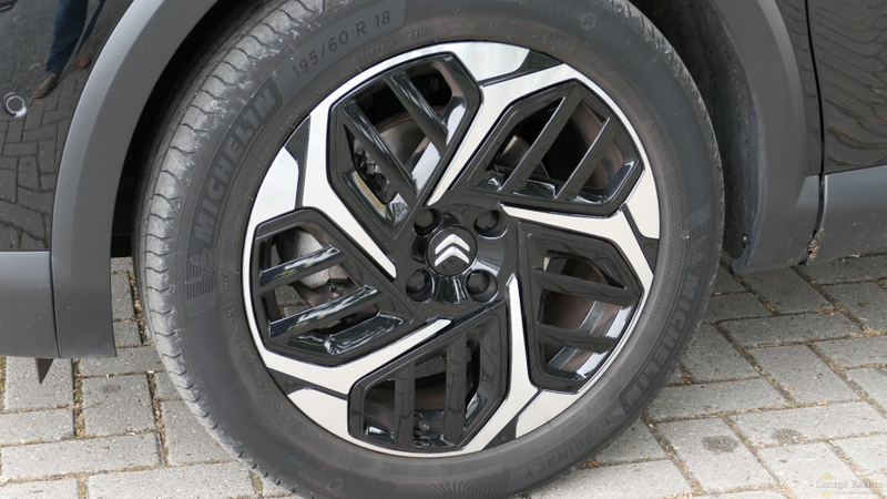 Citroen C4 1.2 130 PureTech Automaat Shine — photo 27