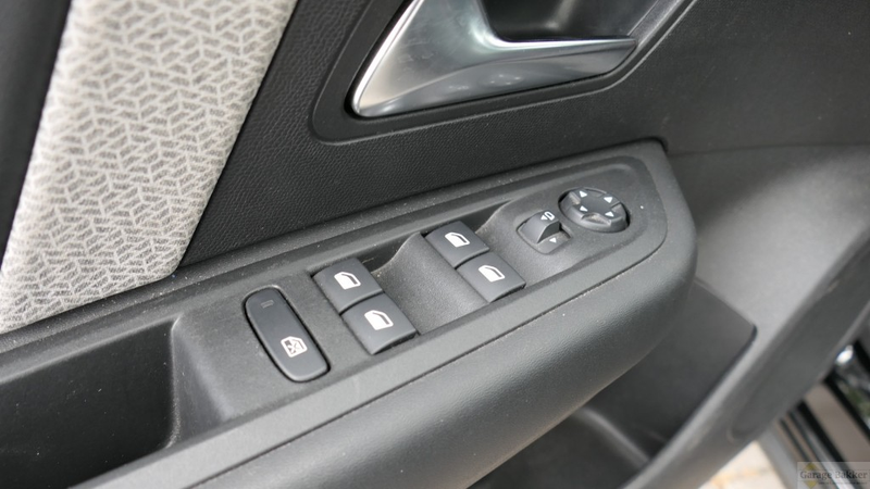 Citroen C4 1.2 130 PureTech Automaat Shine — photo 19