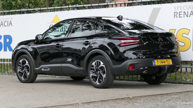 Citroen C4 1.2 130 PureTech Automaat Shine — photo 2
