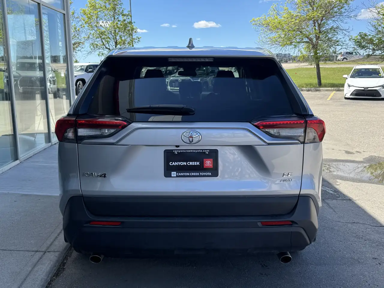 Toyota RAV 4 снимка Toyota RAV 4