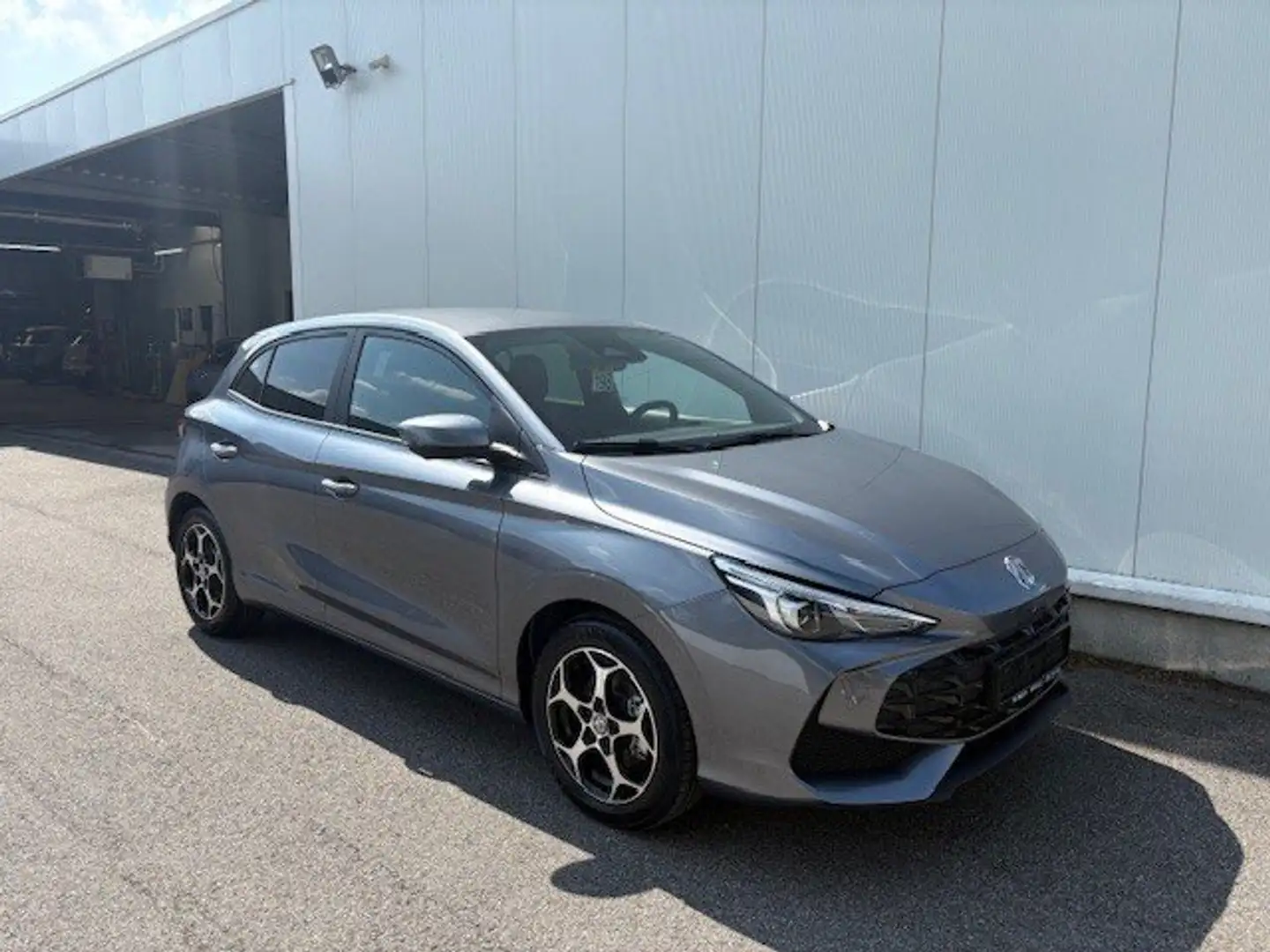 MG MG3 Luxury Gris - 1