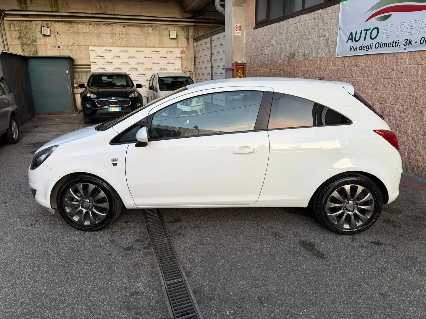 Opel Corsa Corsa IV 2010 3p 1.2 Sport 85cv Bianco - 2