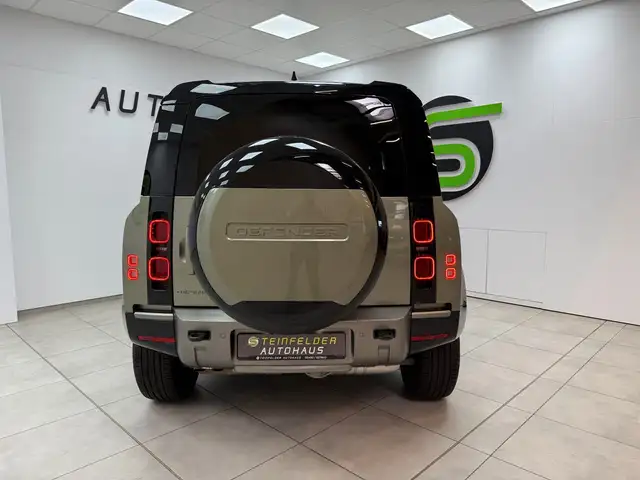 Land Rover Defender view 6