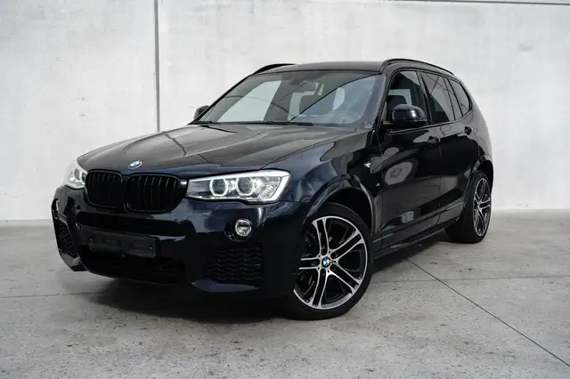 BMW X3 2.0 dA xDrive20 | M-PAKKET | 1STE EIGENAAR | PANO | TREKHAAK | KEYLESS | CAMERA