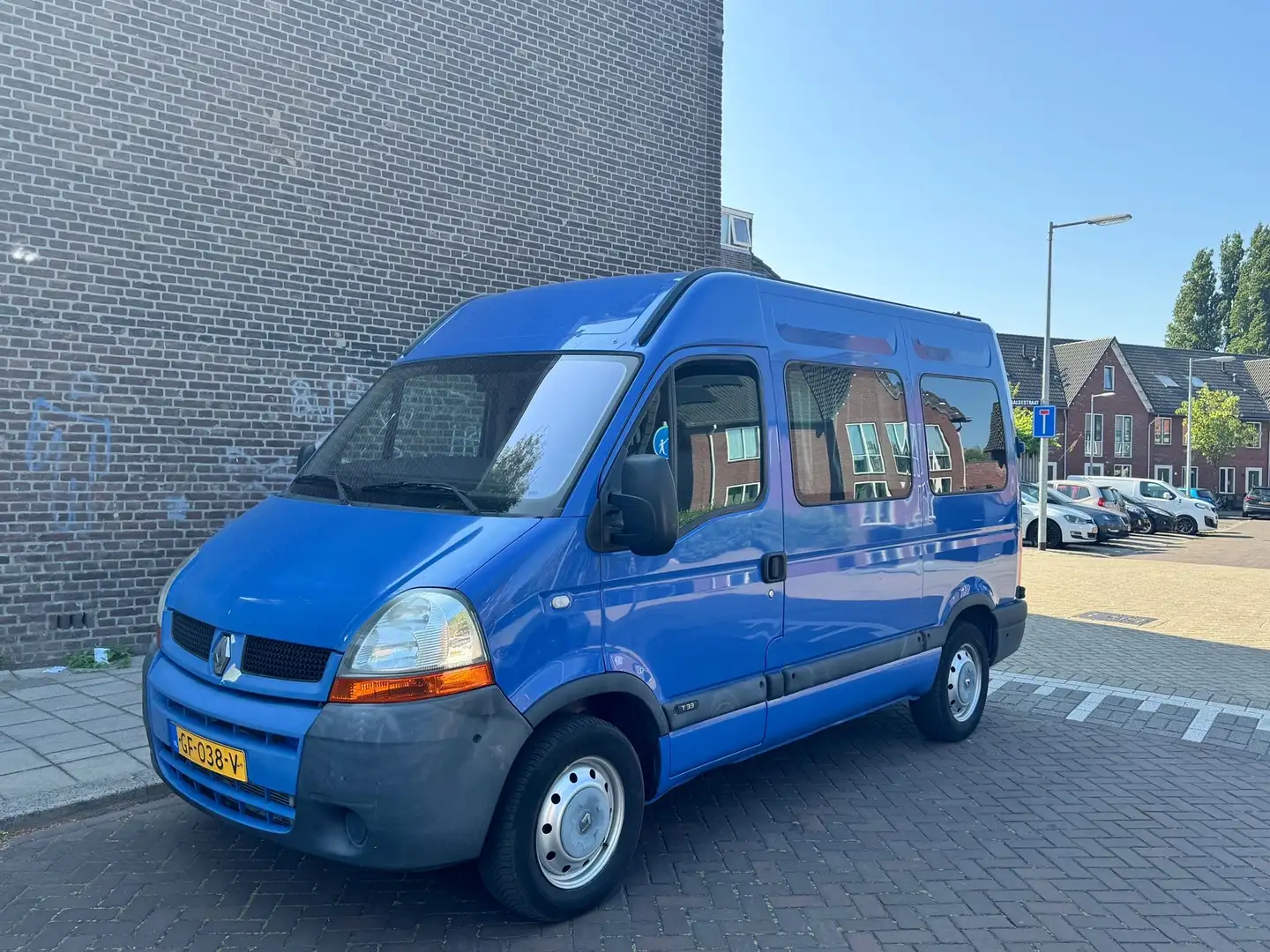 Renault Master 2.5 dCi L1H1 Blue - 1