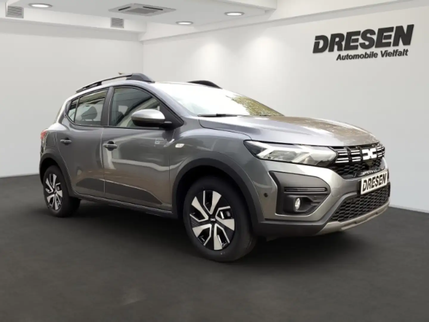 Dacia Sandero Stepway Expression TCe 90+LED+Klimaautom+Fahrerpro Grijs - 2