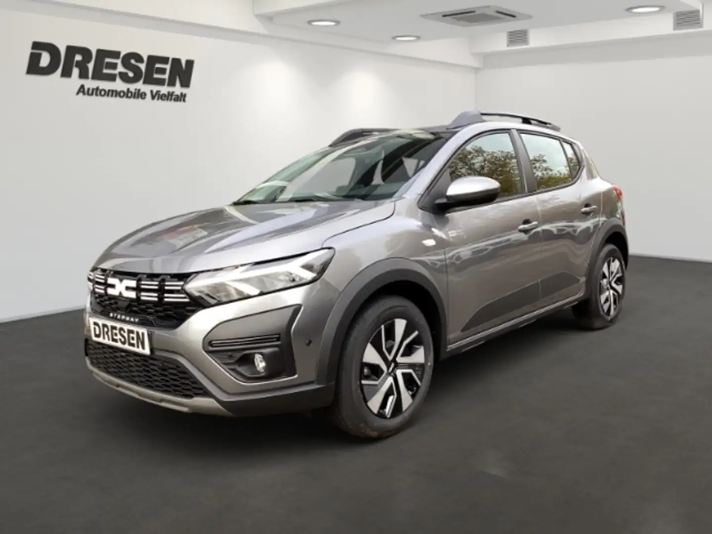 Dacia Sandero Stepway Expression TCe 90+LED+Klimaautom+Fahrerpro Grijs - 1