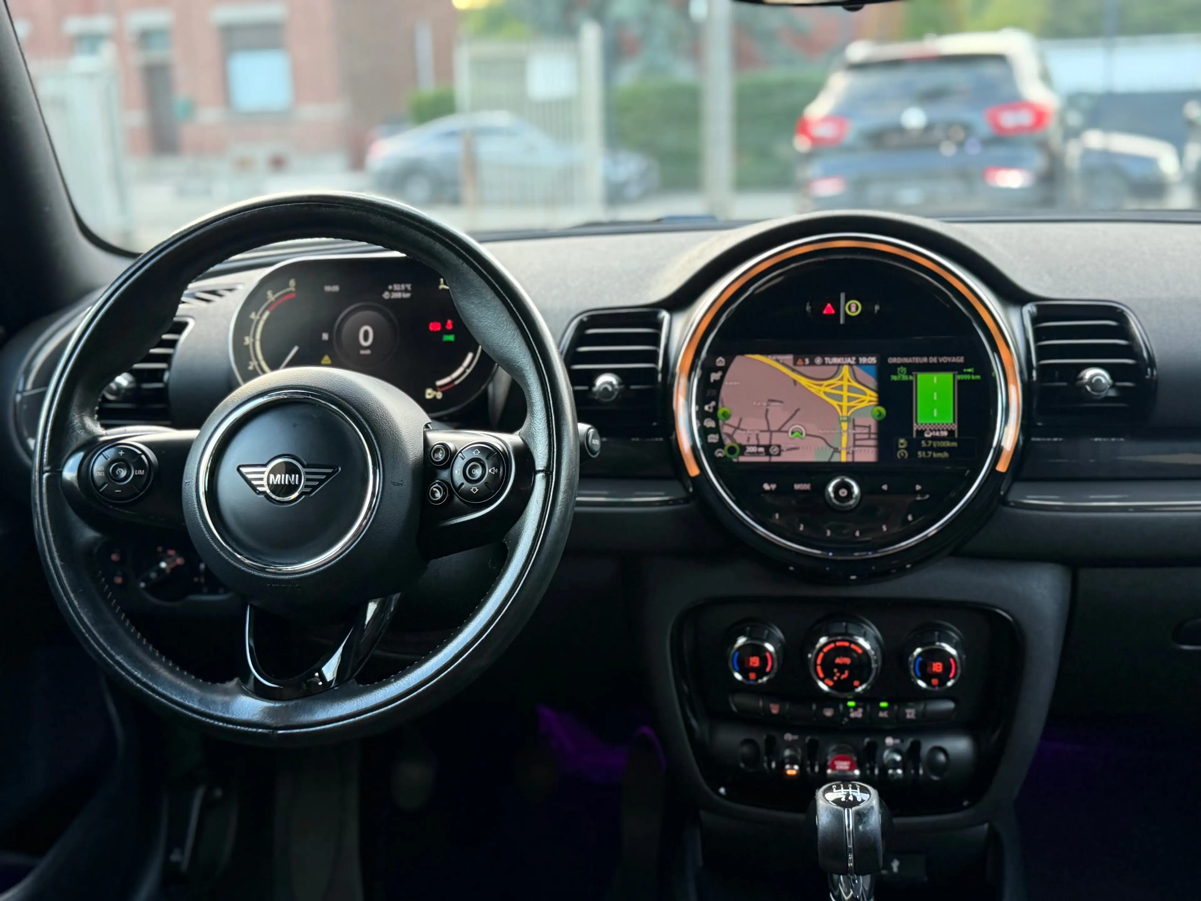 MINI One D Clubman *1.5D,LED,XÉNON,COCKPIT,GPS,CAPTEURS,ECL AMBIANCE,SUPER ÉTAT,GARANTIE 12 MOIS…* — photo 10