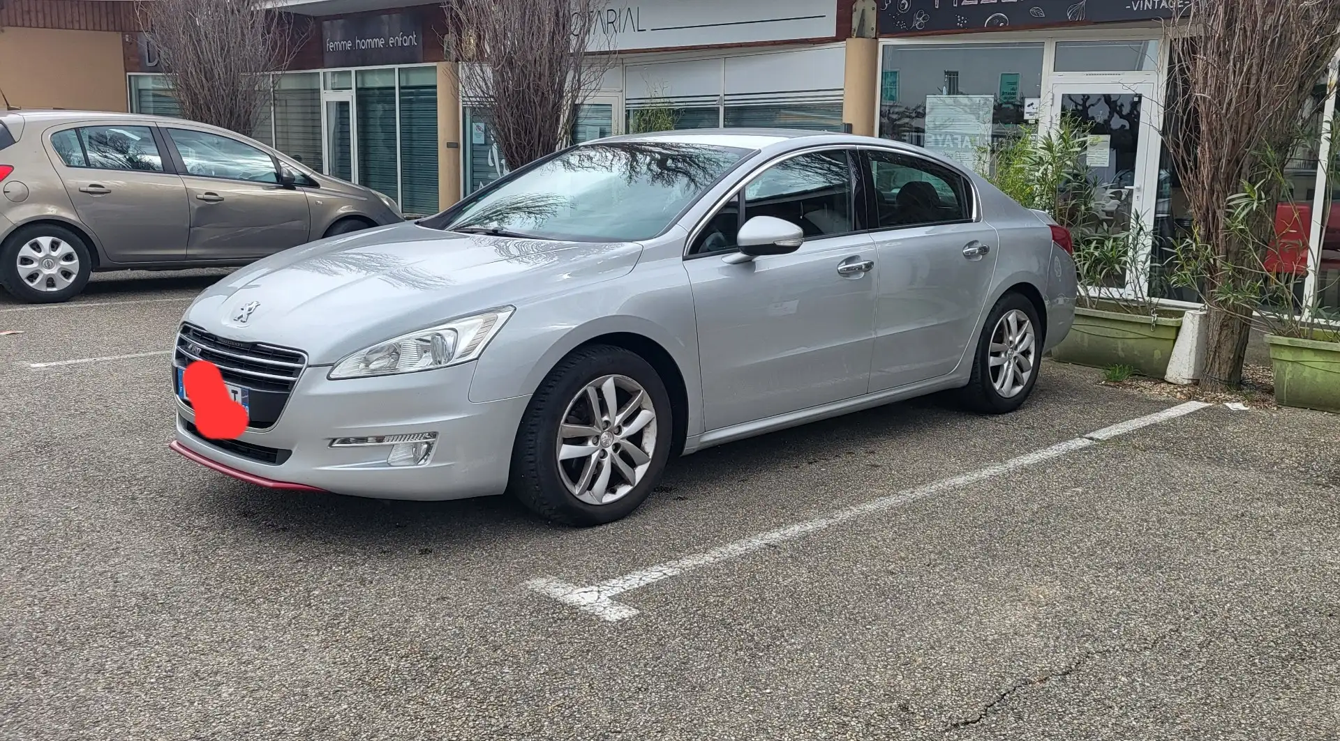 Peugeot 508 2.0 HDi 140ch FAP BVM6 Allure - 1