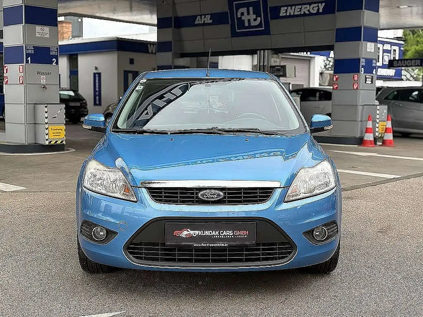 Ford Focus Trend 1,4 **PICKERL 10/2025** Blau - 2