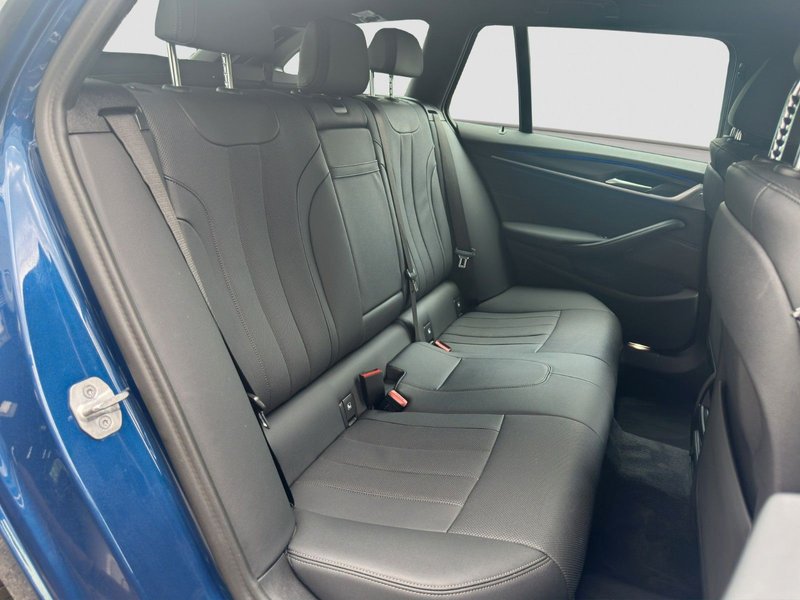 BMW 520 dT M-SPORT LC.PRO ACC LEDER HiFi KAMERA 19" — photo 11