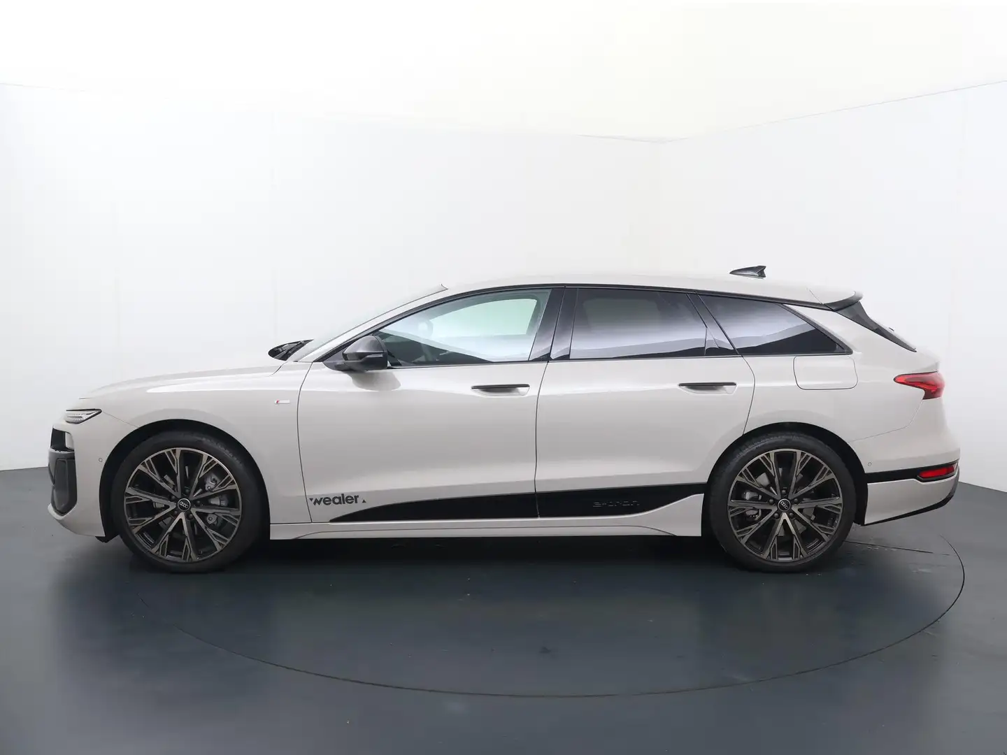 Audi A6 e-tron Avant Advanced edition performance 100 kWh Beige - 2