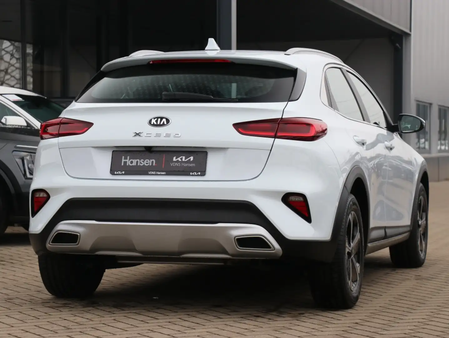 Kia XCeed 1.6 GDi PHEV DynamicLine I Navi I Half-leder I Key Wit - 2