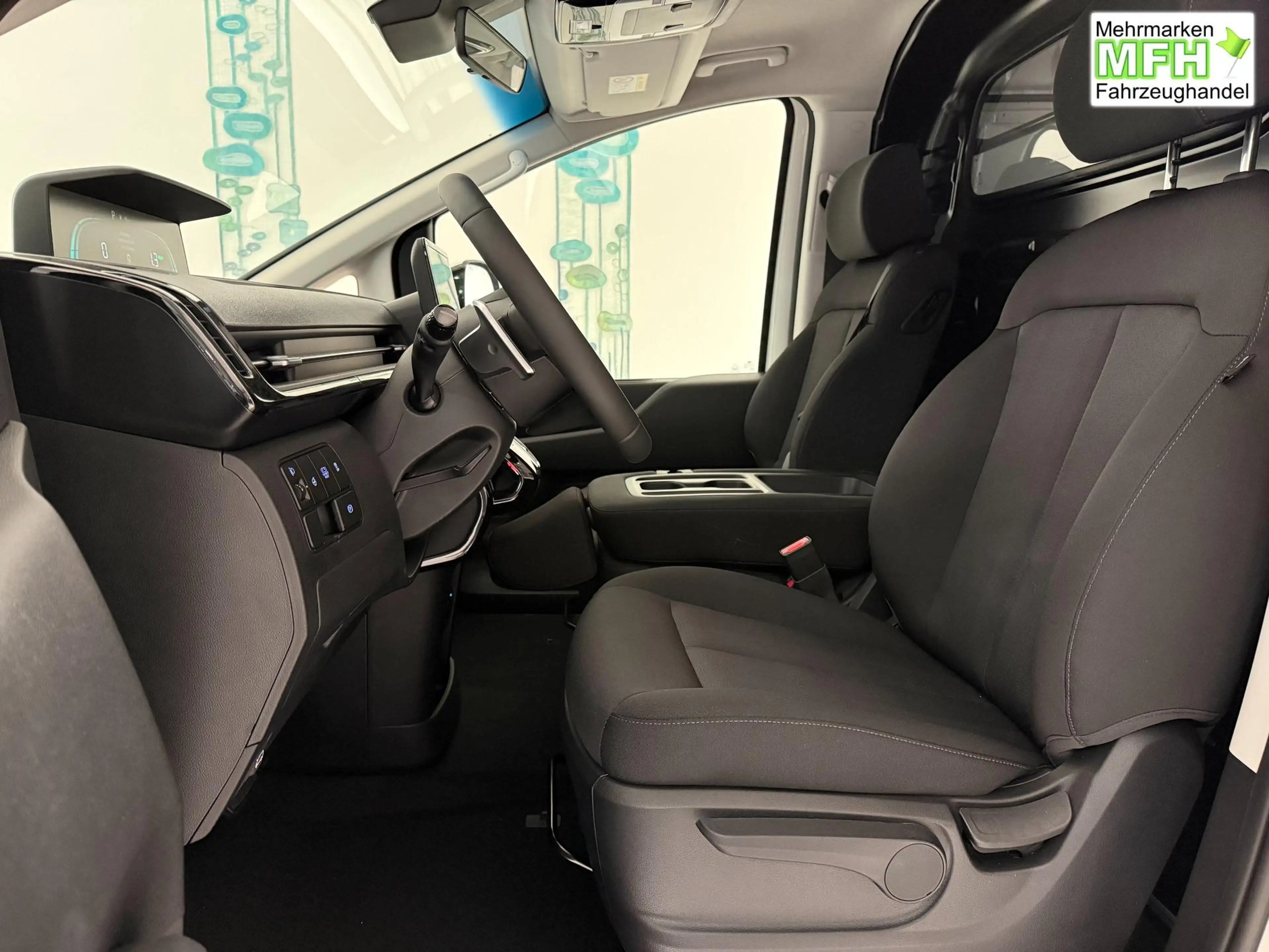 Hyundai STARIA Kastenwagen 1.6 T-GDi HEV 165 kW (224 PS) Sitz-... — photo 7