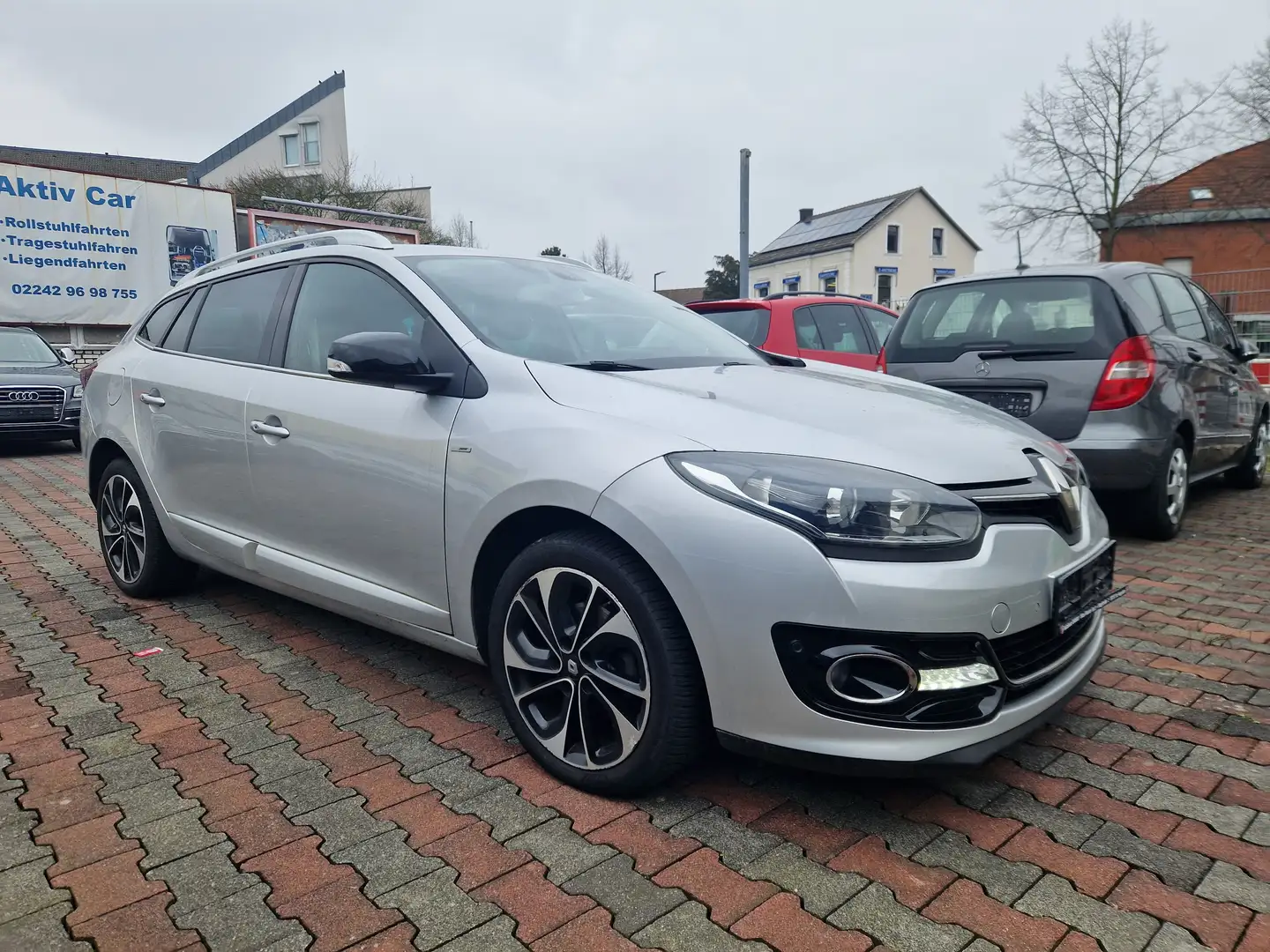 Renault Megane BOSE Edition Silber - 2