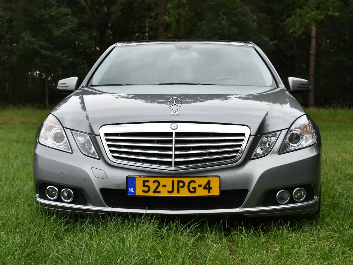 Mercedes-Benz E 220 E 220 Bns Cl. Eleg Grijs - 1