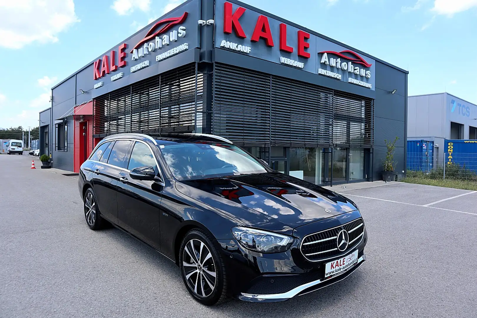 Mercedes-Benz E 300 de PHEV T Austria Edition Aut. *1.Besitz*LED*NAVI* Schwarz - 1