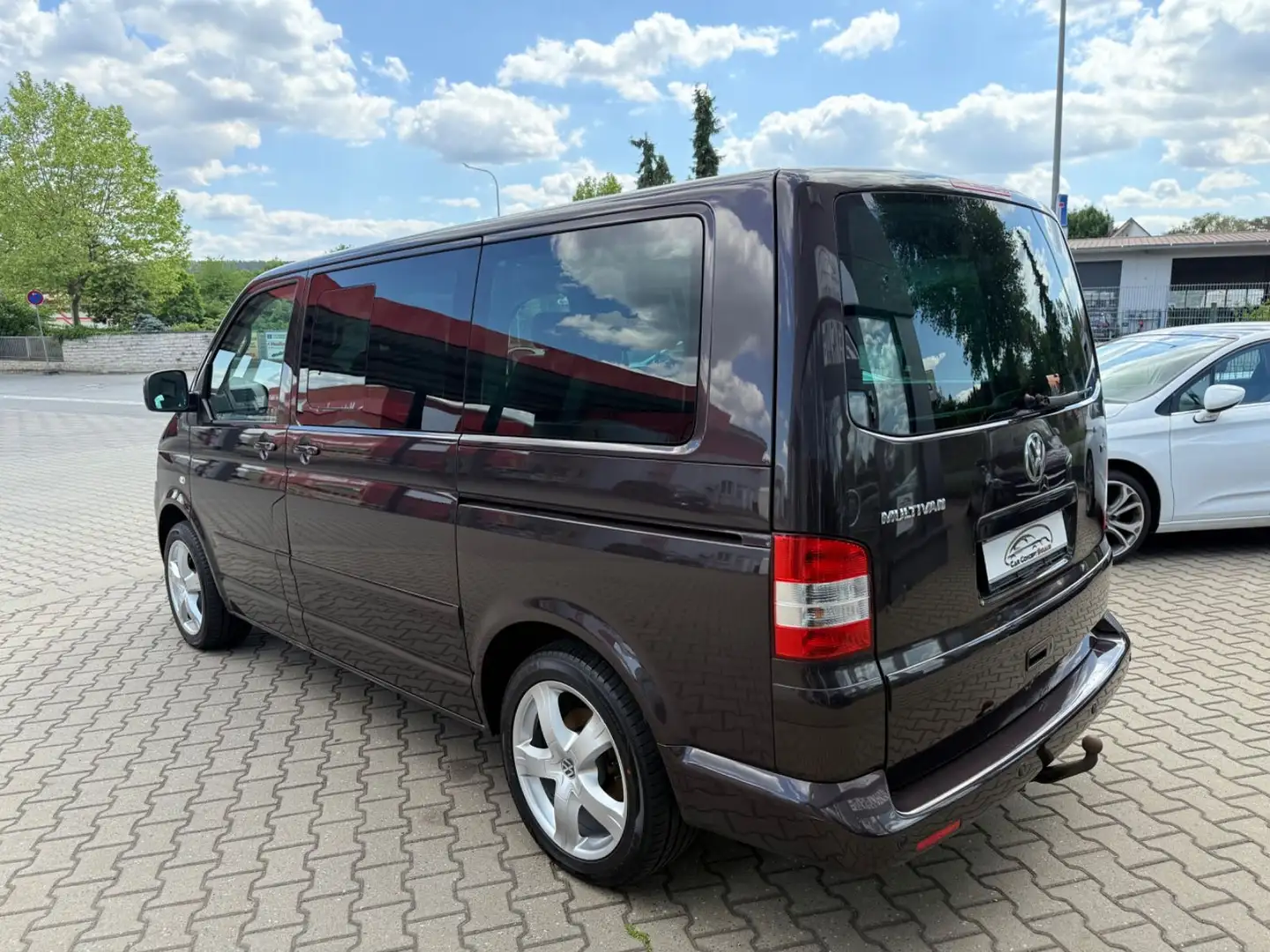 Volkswagen T5 Transporter T5 Multivan Highline 7-SITZER AHKTOP AUSSTATTUNG Rojo - 2