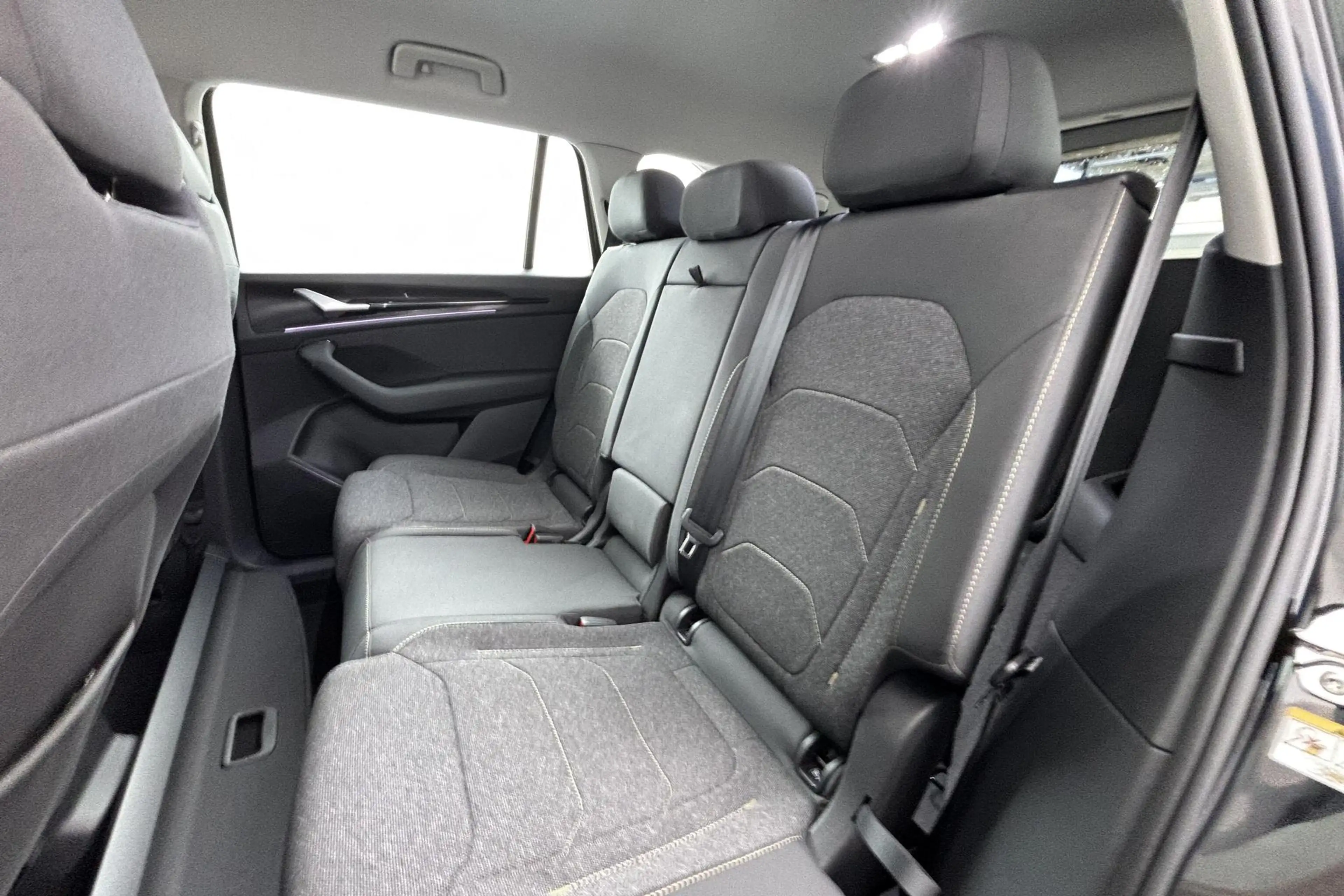 Skoda Kodiaq 1.5 TSI MHEV Business Edition 7p. Ruimte voor het — photo 5