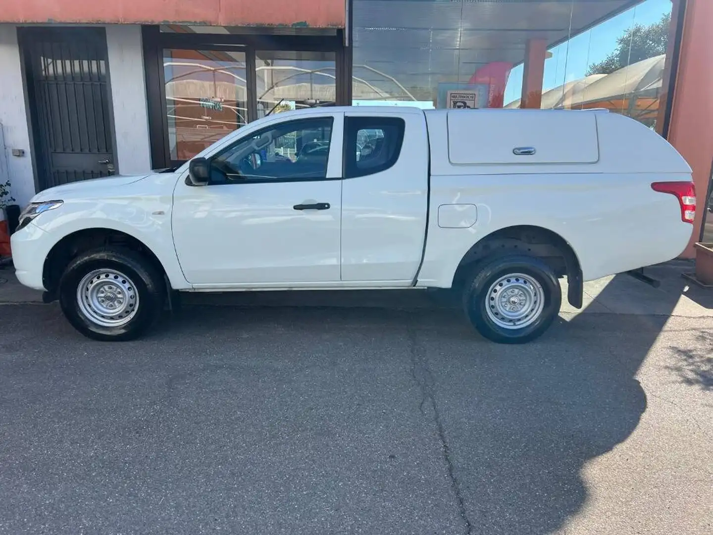 Mitsubishi L200 Cl.cab 2.4d Invite 4wd 154cv N1 E6 Bianco - 2