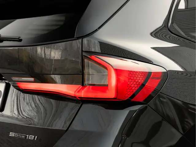 BMW X1 view 11