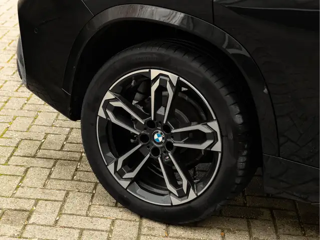 BMW X1 view 14
