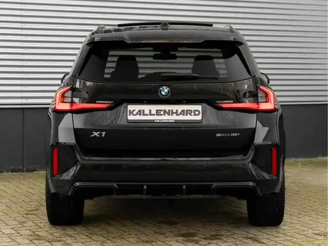 BMW X1 view 6