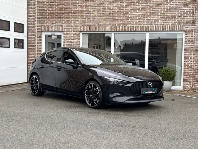 Mazda 3 3 2.0 M-HYBRID / Leder / Bose / 63000km / 12m wb