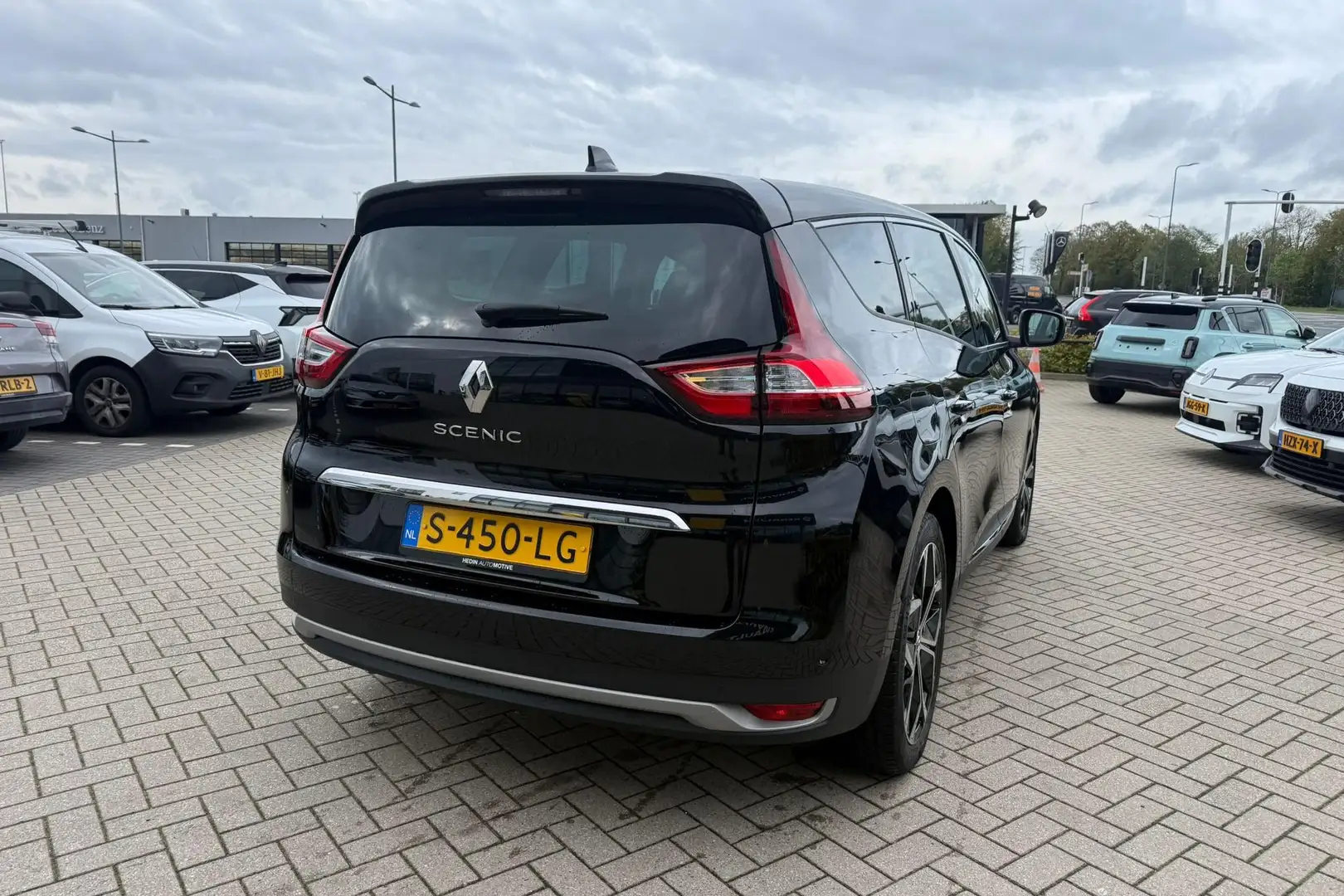 Renault Grand Scenic 1.3 TCe 140 Techno 7 persoons Noir - 2