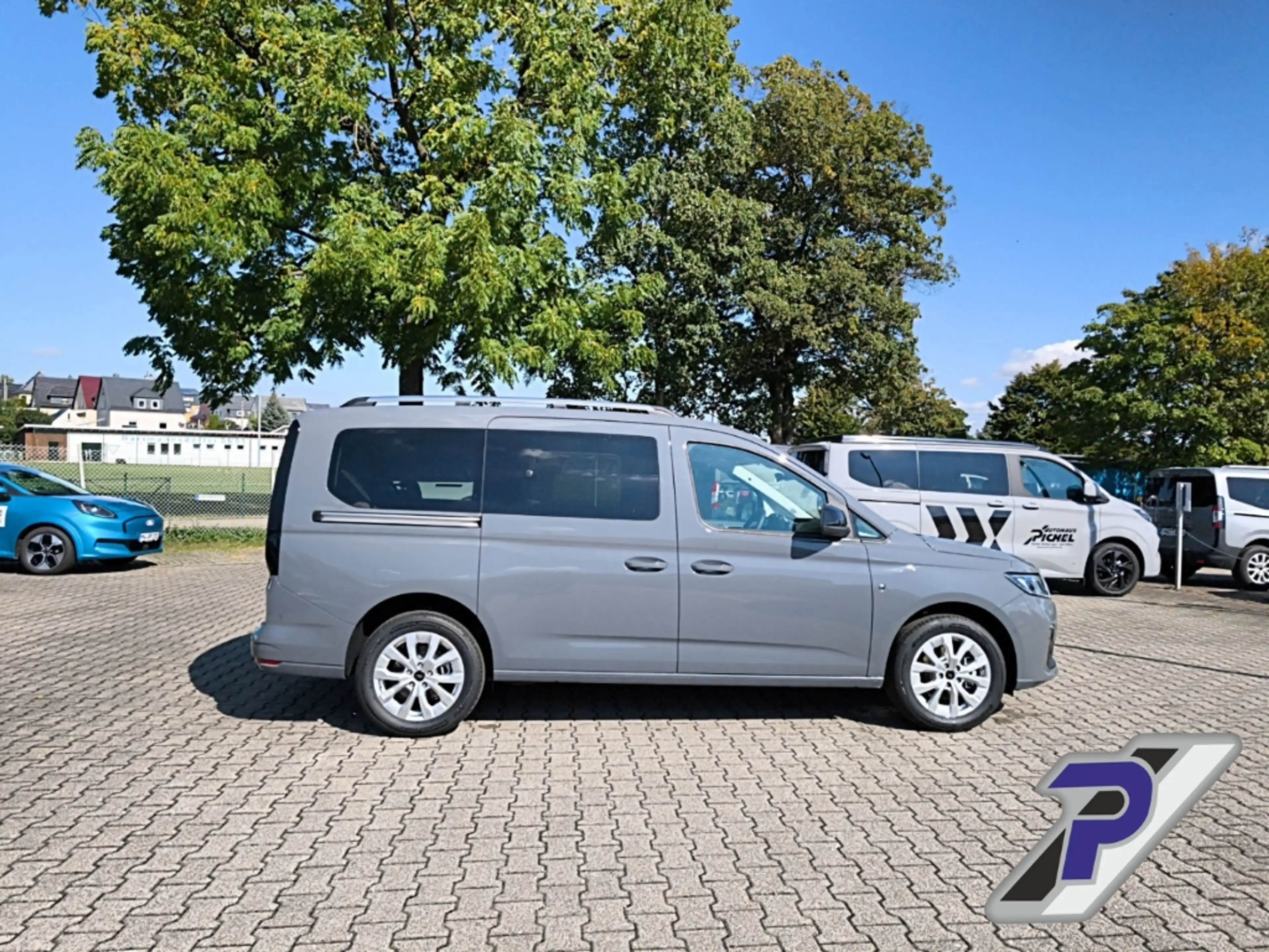 Ford Tourneo Connect PHEV Titanium L2 LED+FAHRERASSIST 8 PLUS+ Digitale — photo 6