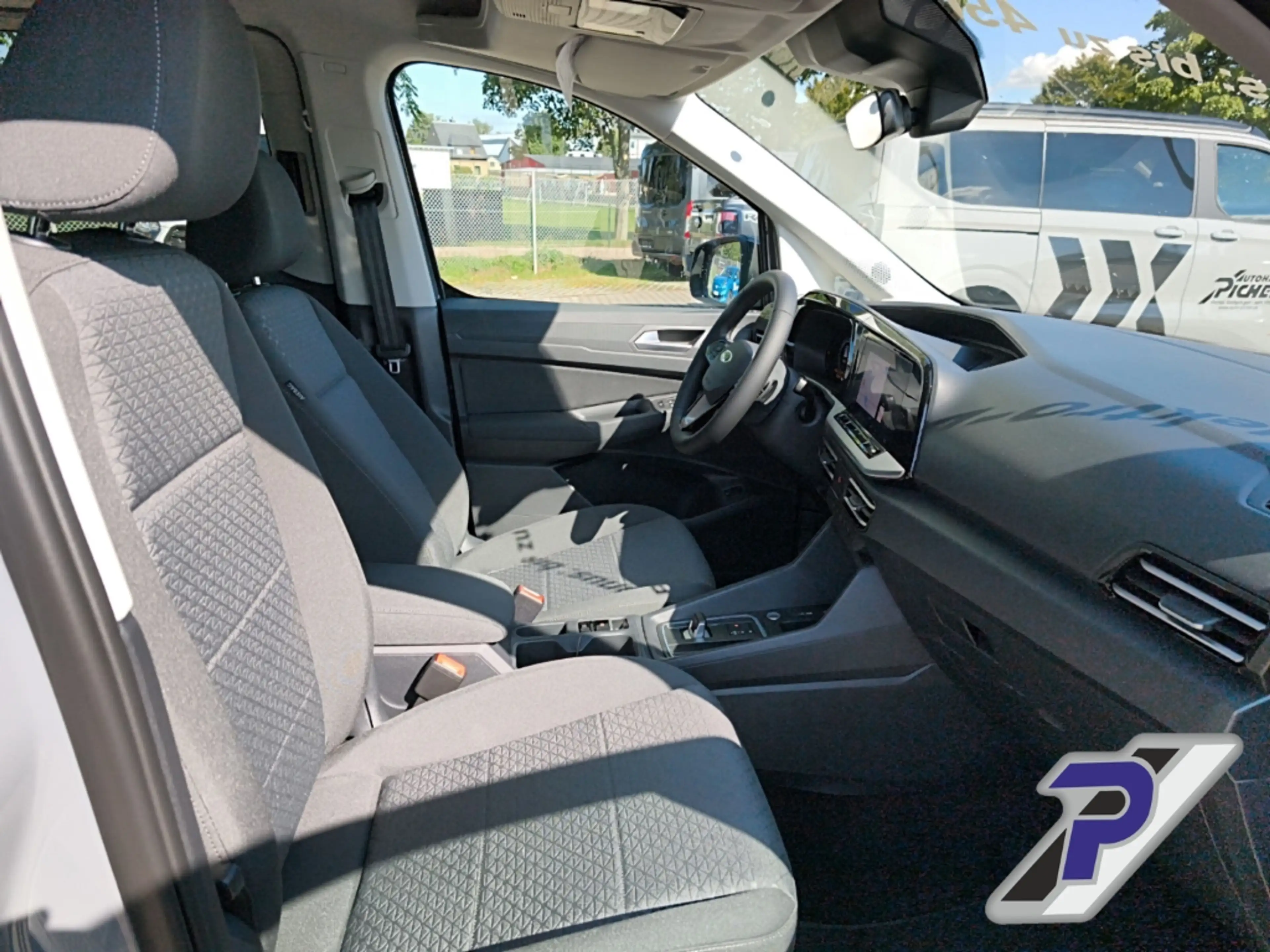 Ford Tourneo Connect PHEV Titanium L2 LED+FAHRERASSIST 8 PLUS+ Digitale — photo 14