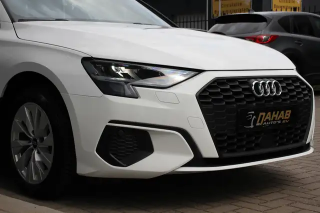Audi A3 view 6