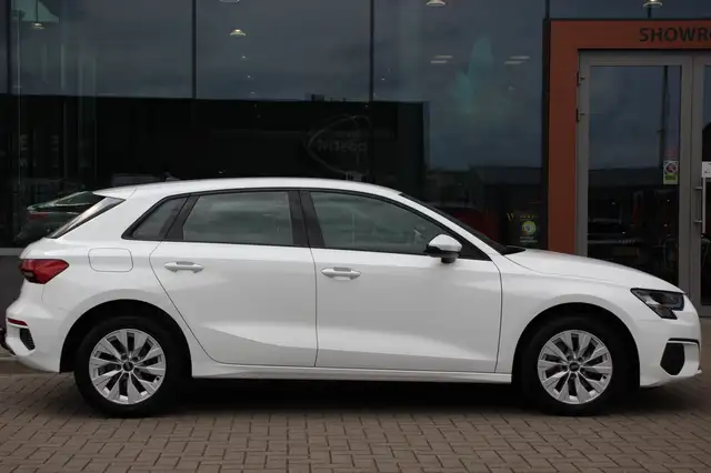 Audi A3 view 19