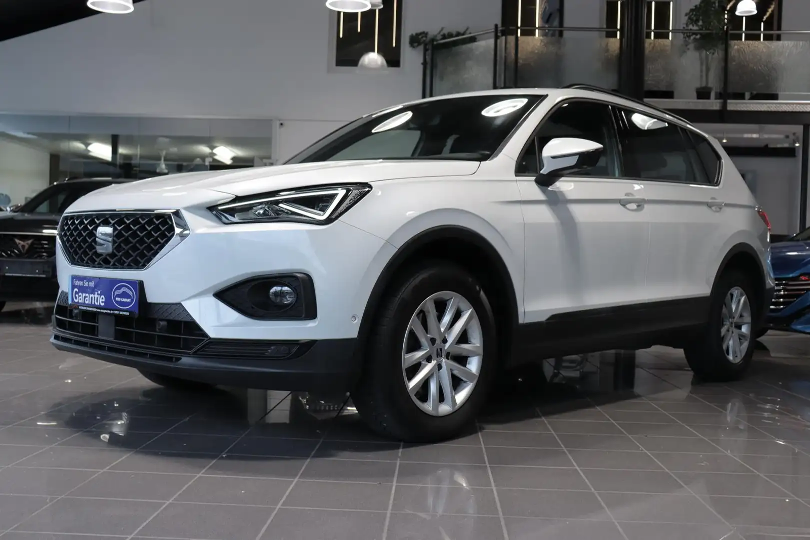 SEAT Tarraco 1.5 TSI DSG Style *7-SITZE*CAM*SHZ*GRA* Weiß - 2